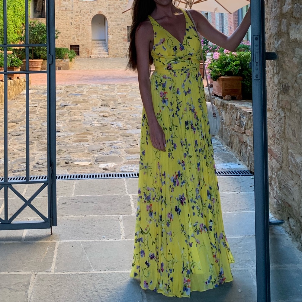 Laundry By Shelli Segal Yellow Floral Maxi Dress